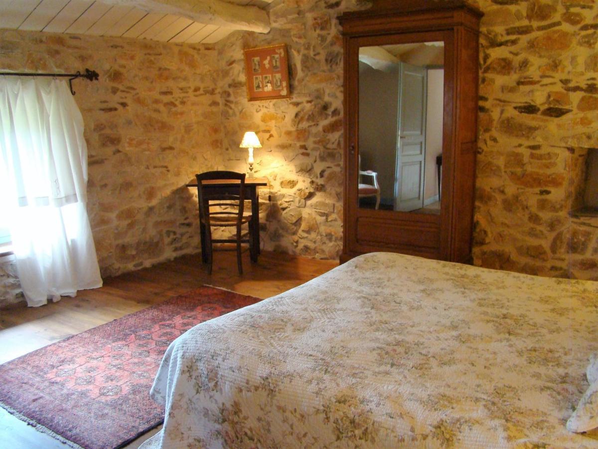 Courniou Nabat Le Haut, Chambre Et Table D'Hotes מראה חיצוני תמונה