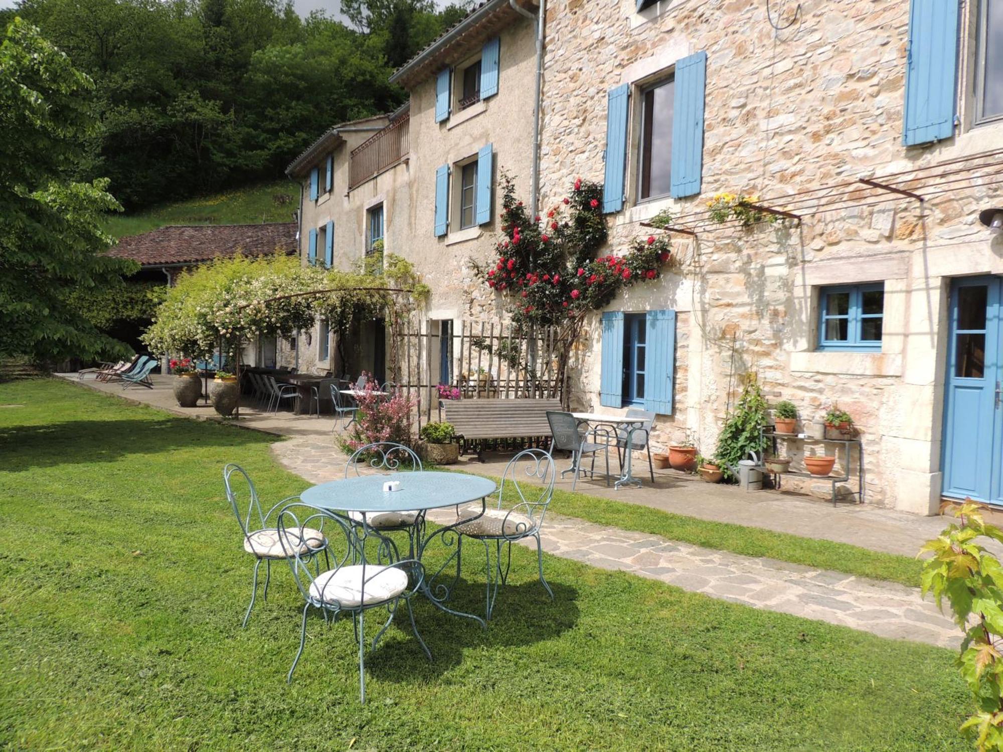 Courniou Nabat Le Haut, Chambre Et Table D'Hotes מראה חיצוני תמונה