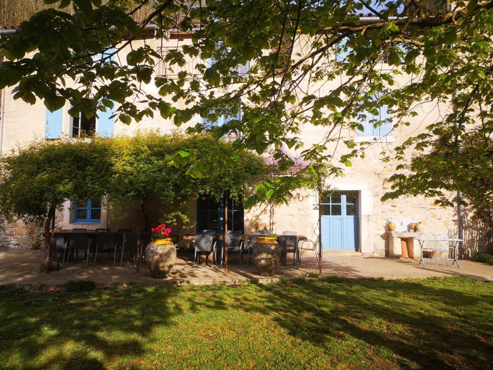 Courniou Nabat Le Haut, Chambre Et Table D'Hotes מראה חיצוני תמונה